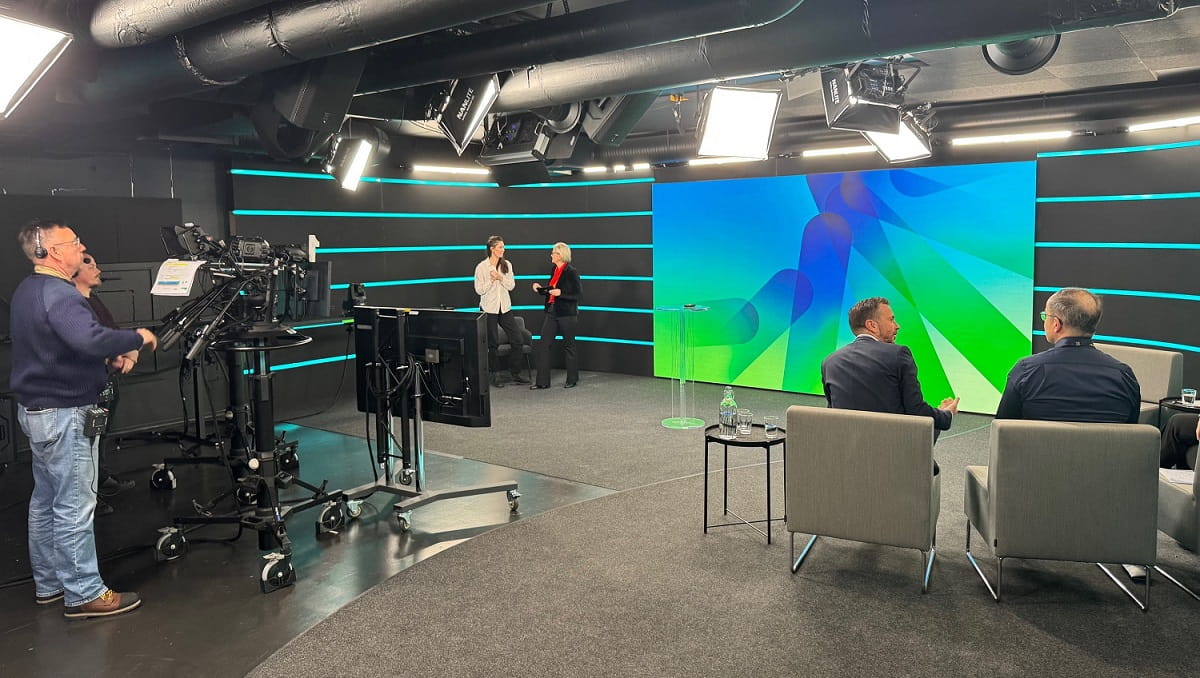 I studio under ManpowerGroup Forum